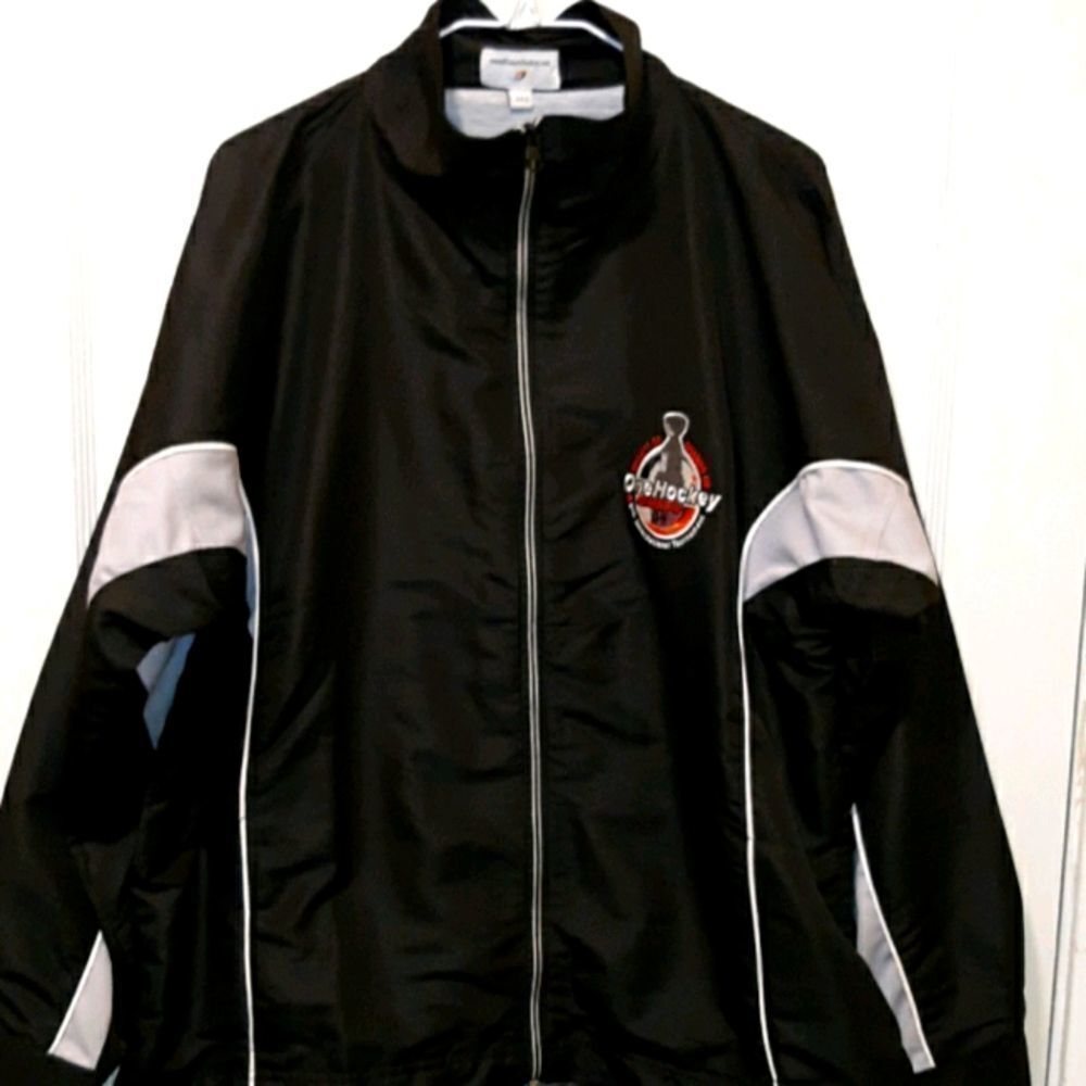 Windbreaker e n c o r hockey